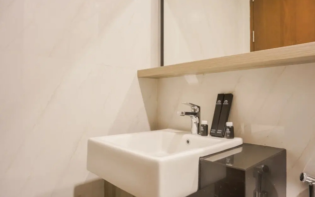 Stunning Studio at Ciputra World 2 Apartment