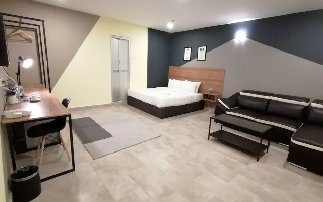 Kiara Inn by KL Suites