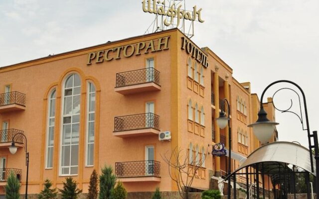 Premier Hotel Shafran вид на фасад