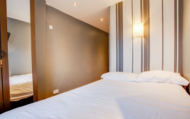 Somerset Hotel Baker Street London