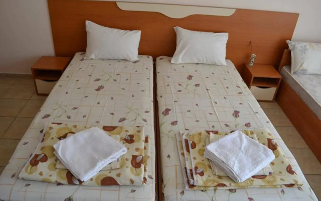 Chaika Guest House