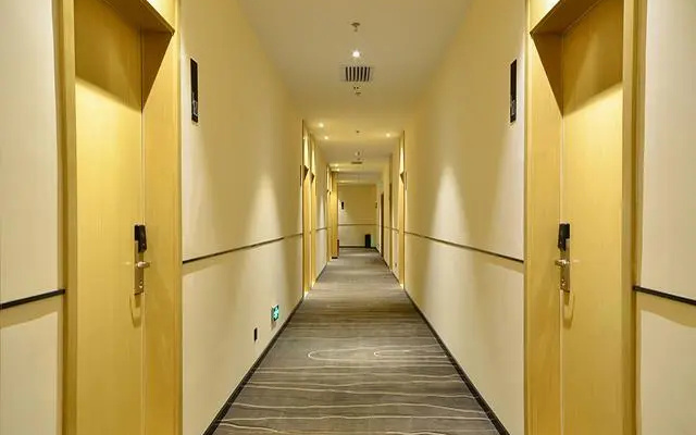 City Comfort Inn Yichang Changjiang Market