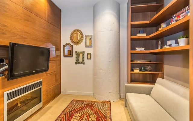 Posh & Luxury Stay in Downtown