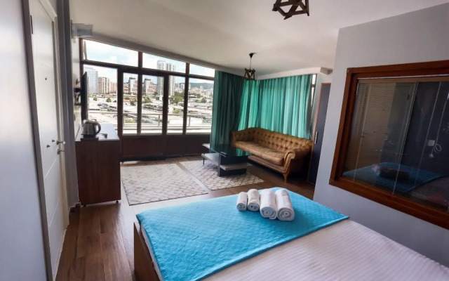 216 Eagle Palace Suite