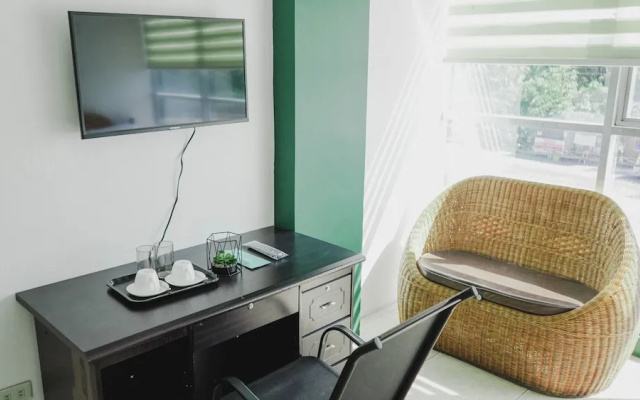 2428 Suites