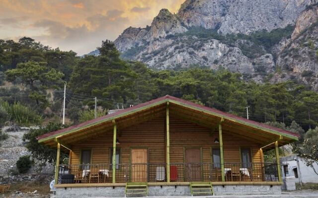 Turnali Bungalov Турция, Атакой - отзывы, цены и фото номеров - забронировать отель Turnali Bungalov онлайн вид на фасад