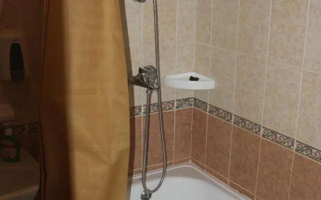 Hotel Centr 300