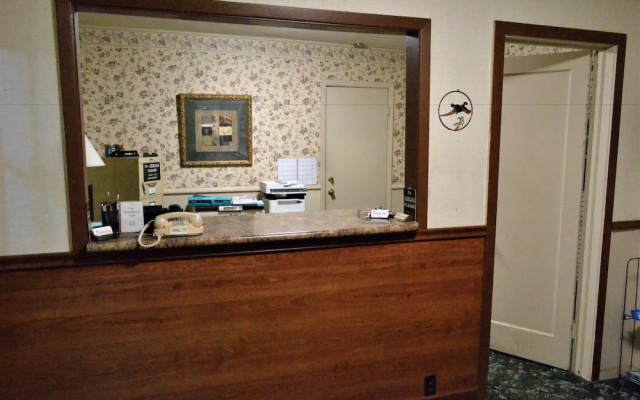 Innkeeper Motel