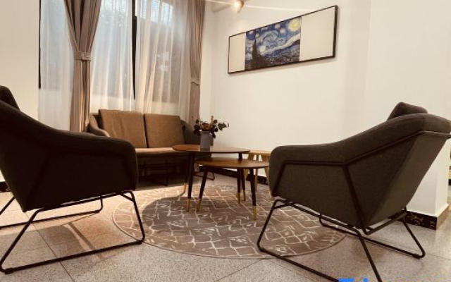 Shiping Usually Xishe Hotel