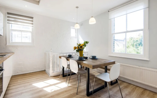 Excellent Earlsfield Home close to Wandsworth Common