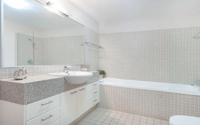 Grandview 307- Premium River and Ocean Views