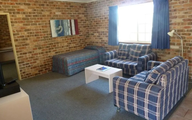 Mollymook Surfbeach Motel and Apartments