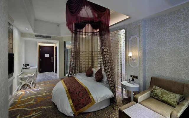 Vienna International Hotel Fuzhou Cangshan Longfu