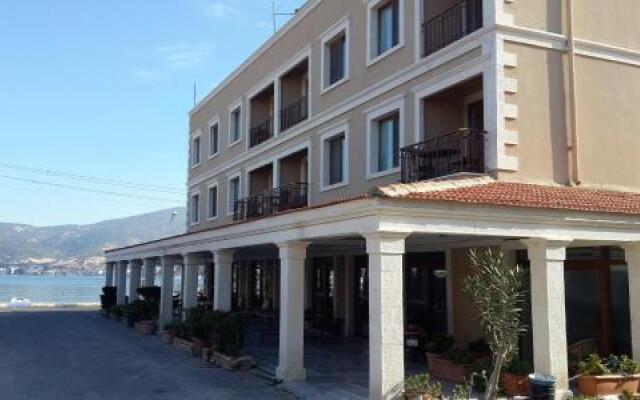 Hanedan Otel Турция, Фоча - отзывы, цены и фото номеров - забронировать отель Hanedan Otel онлайн вид на фасад