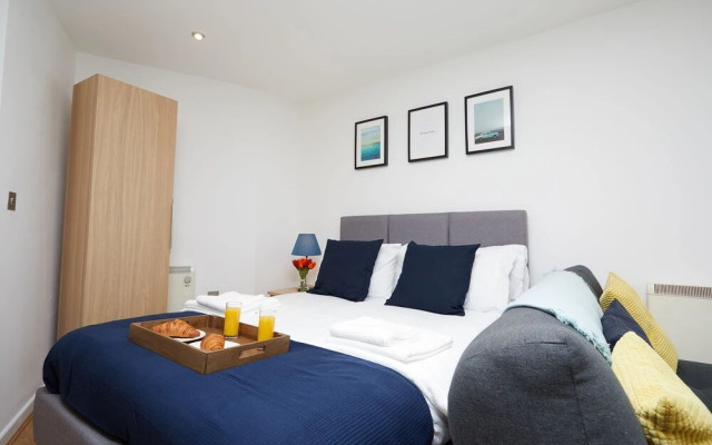 BlueOne Serviced Apartments- West Street