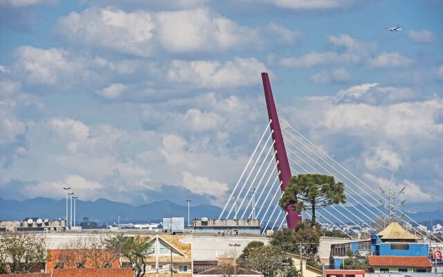 Slim Curitiba Av. das Torres by Slaviero Hotéis 1