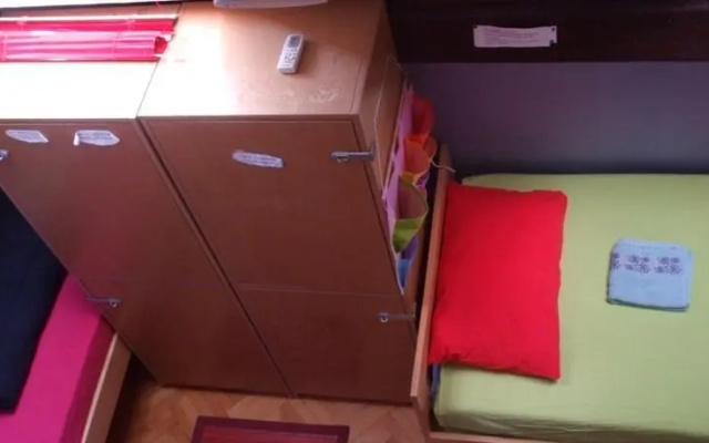Chillton 2 Hostel