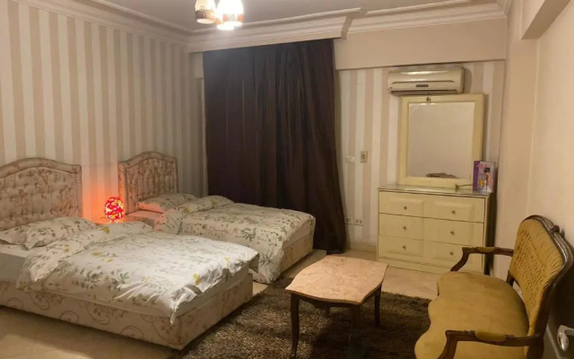 Diamond Cairo apartment 4 Bed Rooms