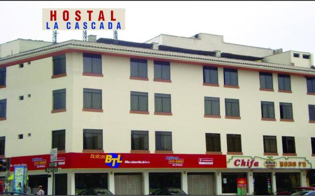 Hostal La Cascada 0