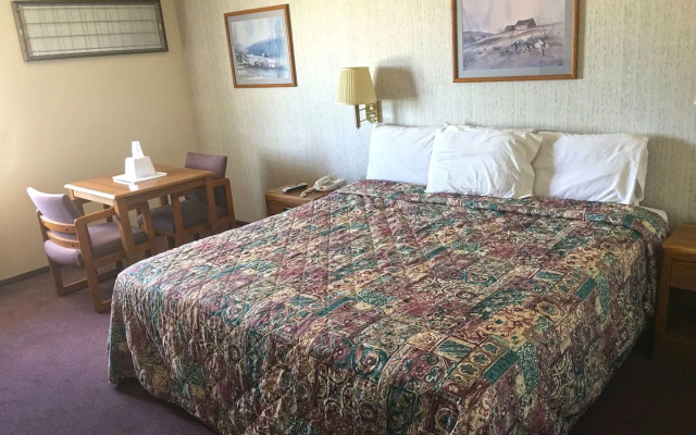 Motel 6 Concordia, MO