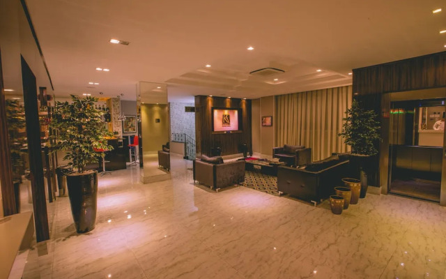 Prado Hotel Business