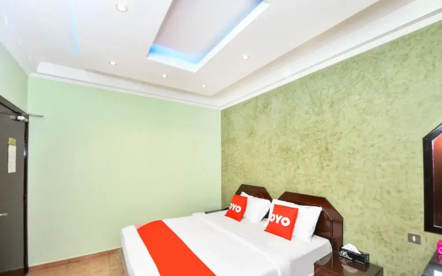 OYO 137 Marina Hotel