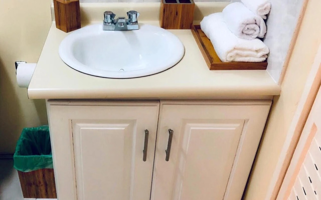 Waterloo Executive Guest Apartment