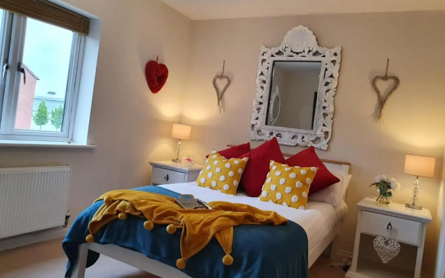 Caspian House - 4 Bedrooms