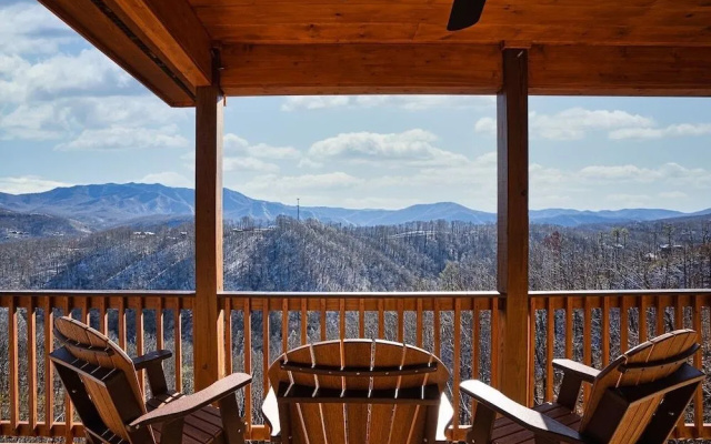 The Bear And Trout 4 Bedroom Home by Redawning