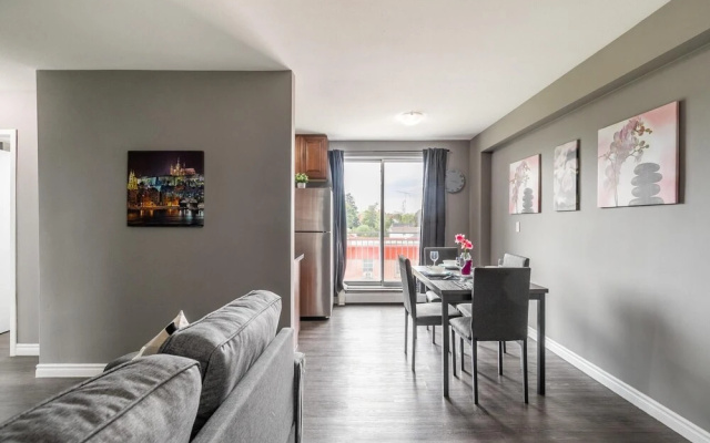 2BR Apartment- Near DT Hamilton With Netflix