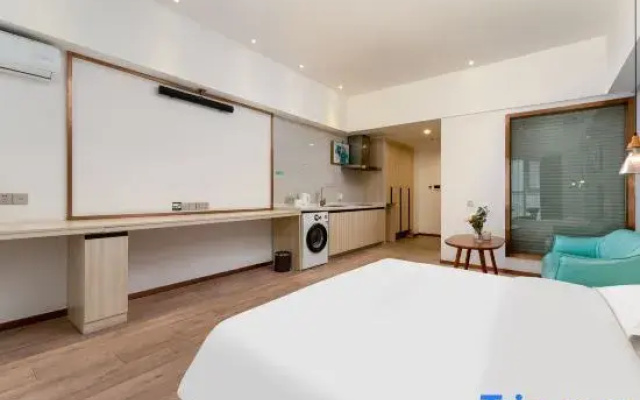 Zhenai Yiji Concept Theme Apartment (Ji'nan Hanyu Jingu)