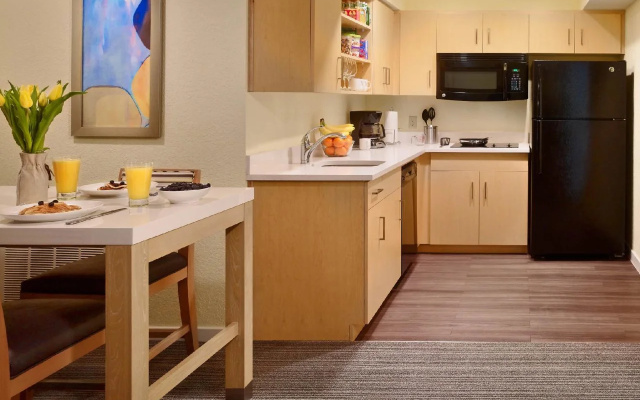 Sonesta ES Suites St. Louis Westport