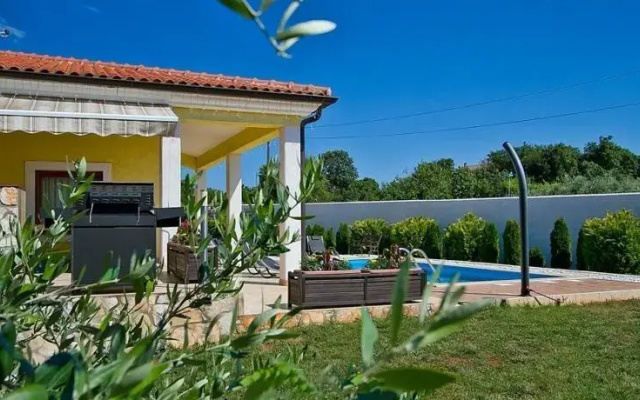 Villa Maggie