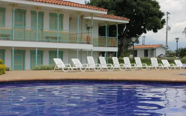 El Eden Resort