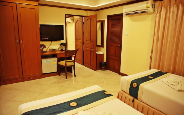 Baan SS Karon
