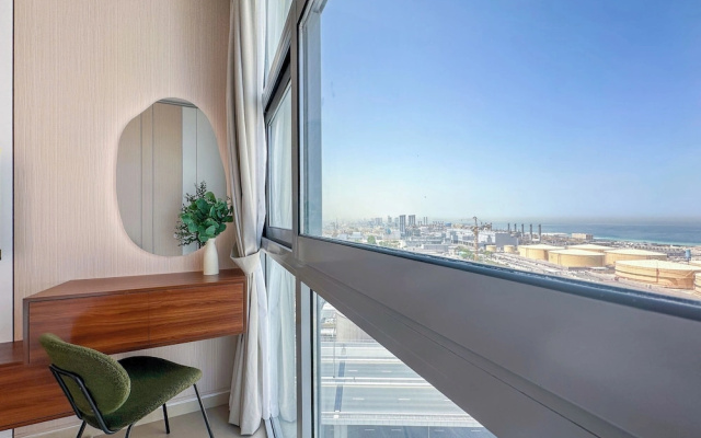Upgrade Unit with Sea View