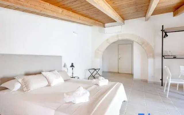 Palazzo della Torre 201– Modern Historic Apartment