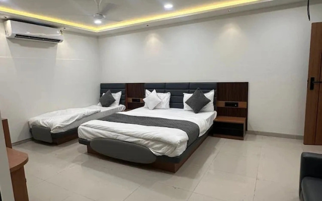 Hotel Peacock