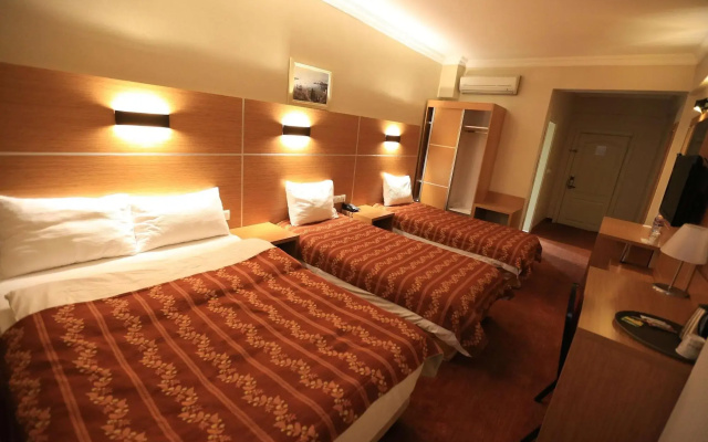 Cali Hotel