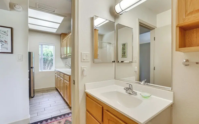 Pool & Patio Access: Sunny Phoenix Casita!