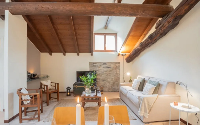 Plinio 10 in Como With 2 Bedrooms and 2 Bathrooms