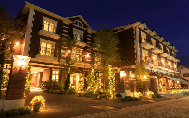 hotelImage