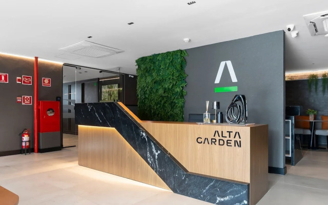 Alta Garden Housi by Carpediem
