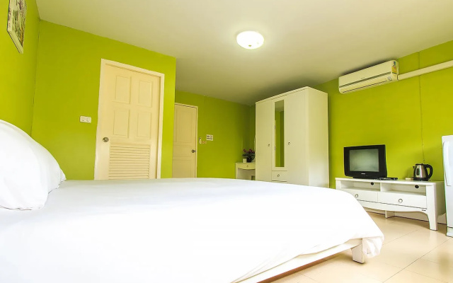 Room@Chalong