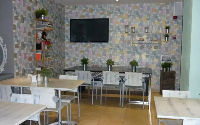 Iceberg Aparthotel
