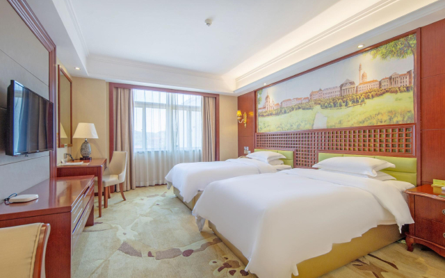 Vienna Classic Hotel (Hangzhou Linan)