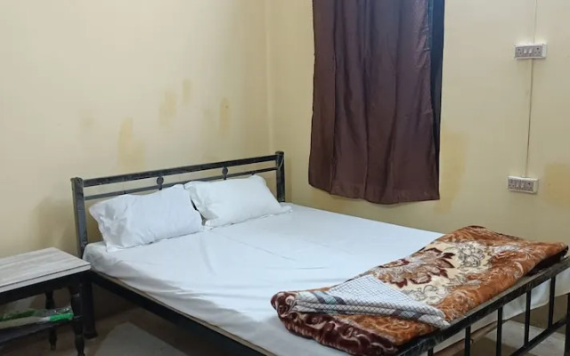 Balaji Guest House
