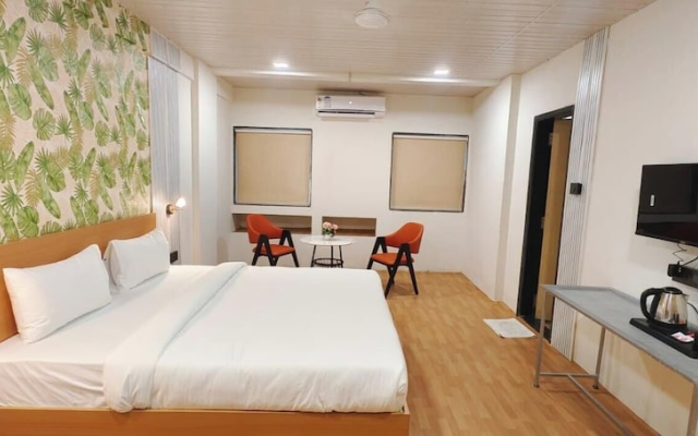 Hotel Oasis Surat Pvt. Ltd.
