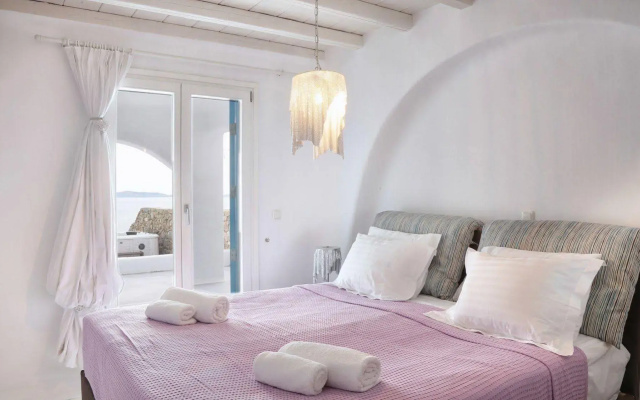 Mykonian Spirit Villas