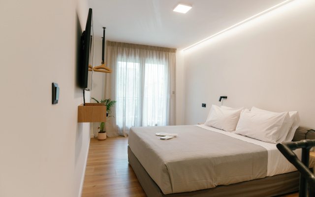 31 Doors Hotel